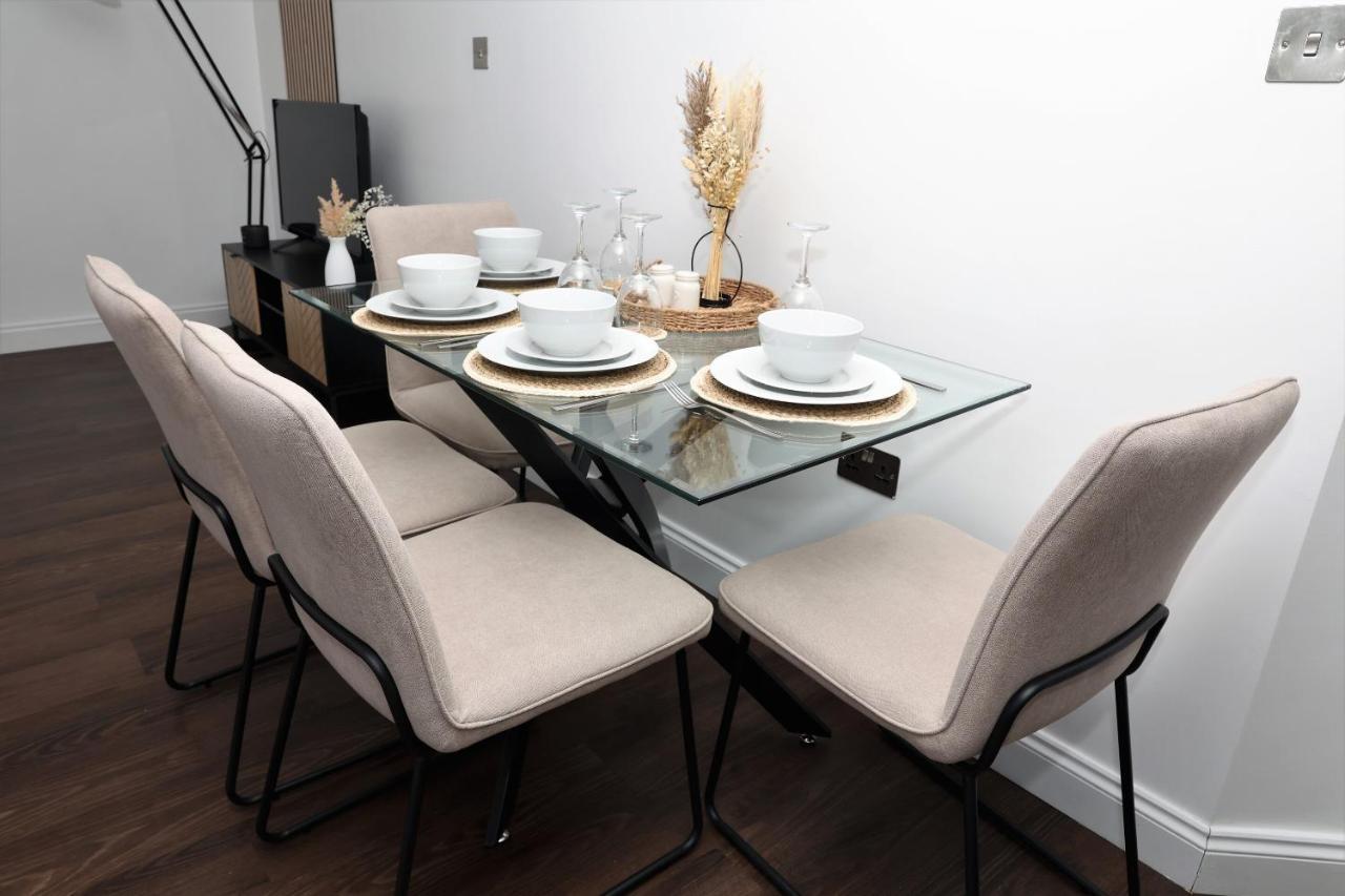 شقة Watford Luxury 1 Bed Flat - Free Parking المظهر الخارجي الصورة