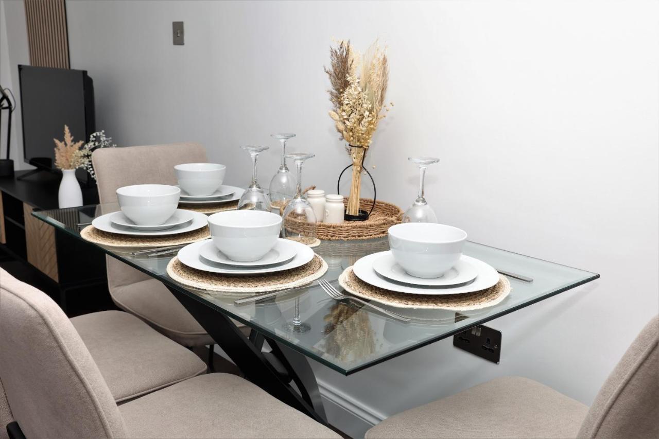 شقة Watford Luxury 1 Bed Flat - Free Parking المظهر الخارجي الصورة