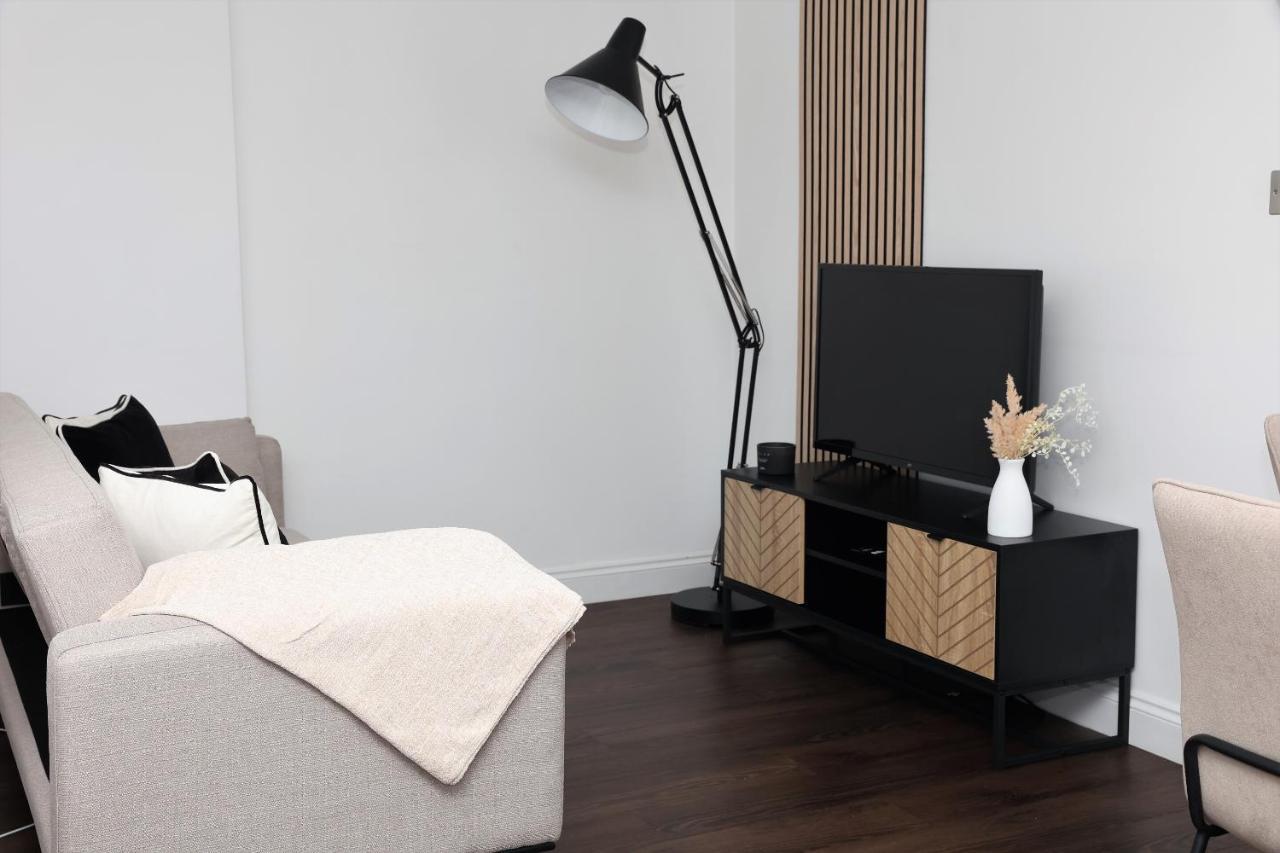 شقة Watford Luxury 1 Bed Flat - Free Parking المظهر الخارجي الصورة